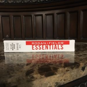 Rodan + Fields Lip Sheild